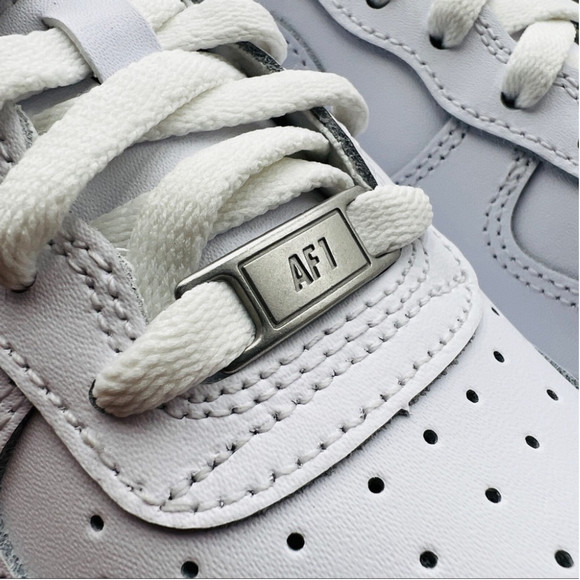 NIKE Air Force 1 LE - Picture 7 of 7